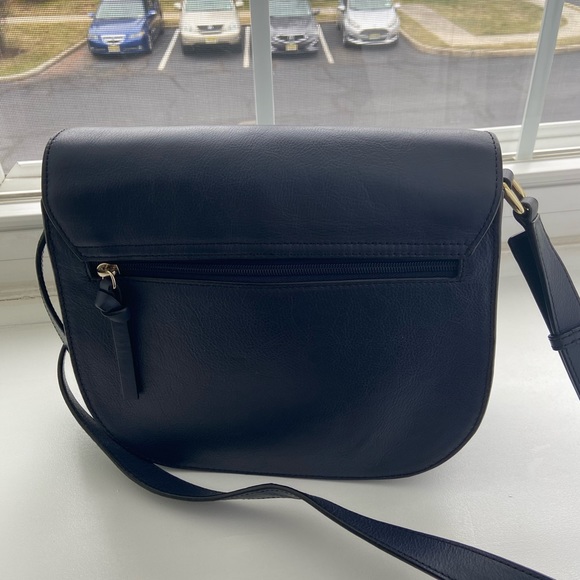 Lo & Sons Leather Crossbody Bag - Picture 6 of 11